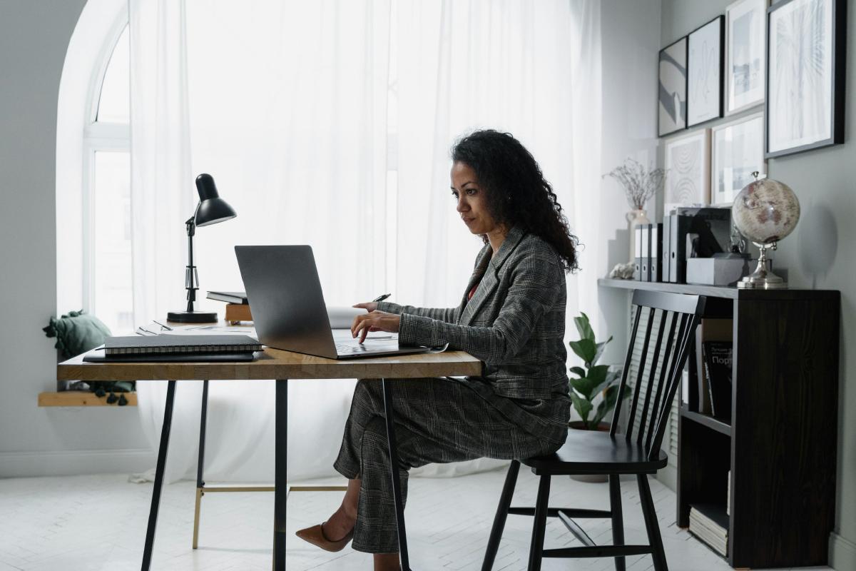 Invertir con poco dinero: consejos clave para empezar.